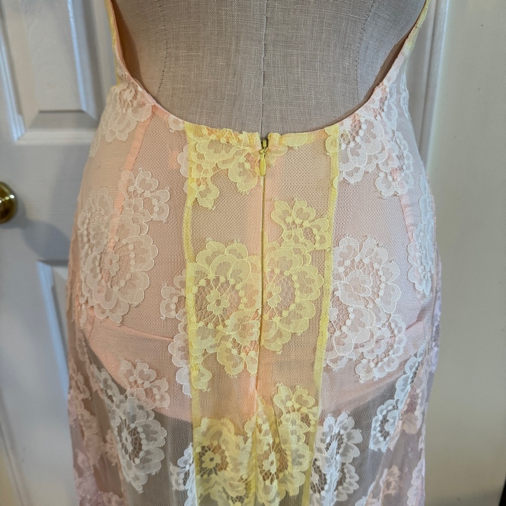 🌸 For Love & Lemons Pastel Lace Maxi Dress XXS – NWT - Picture 9 of 16
